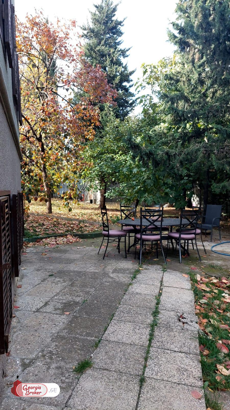 იყიდება ახალი გარემონტებული 5 ოთახიანი სახლი წეროვანში